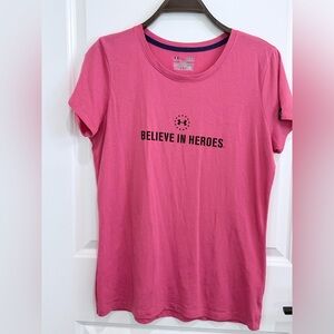 Under Armour Women's Tee in Vibrant Pink